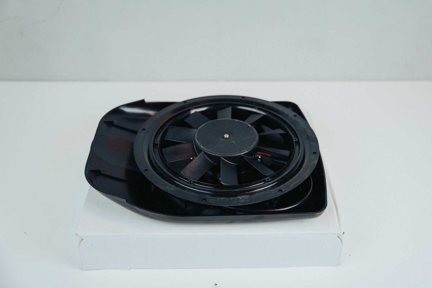 LE MANS DUO Dakventilator 12V / 24 V